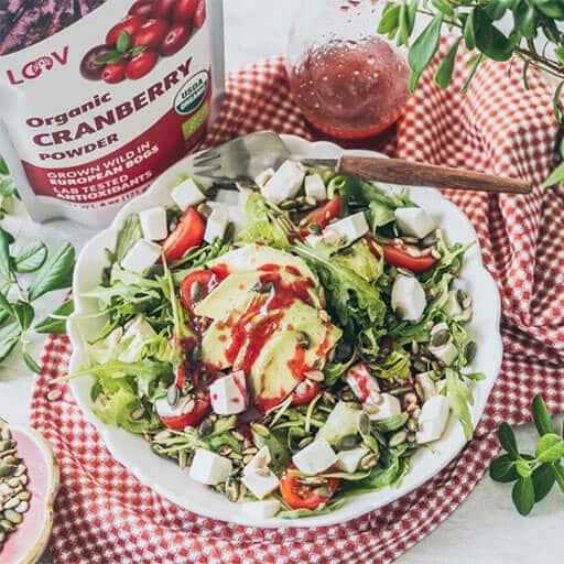 LOOV Organic Cranberry Powder as a salad dressing