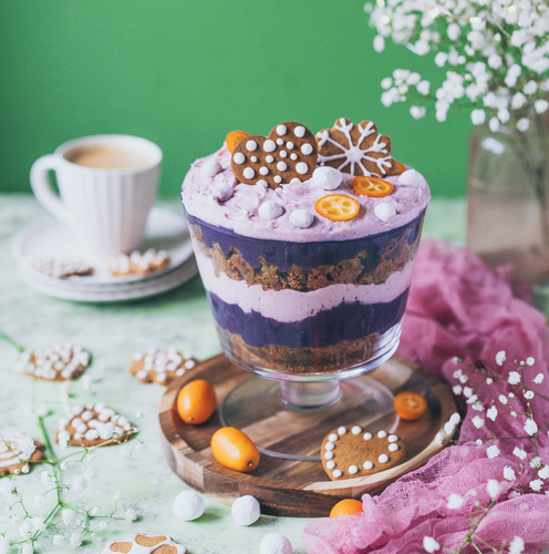Plant-Derived Gingerbread Christmas Trifle
 &ndash; LOOV
